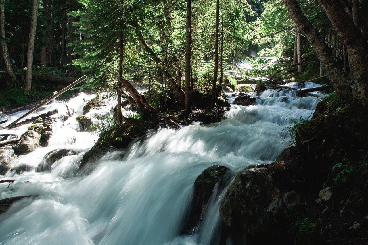 Водопад на реке Белая
